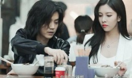 狗仔爆料鹿晗近况视频,狗仔视频揭秘明星私生活